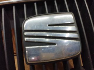 bontott SEAT IBIZA II Hűtőrács