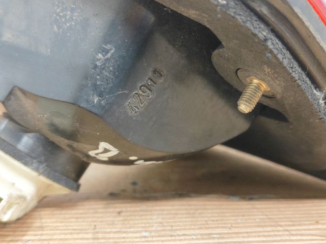 bontott SEAT IBIZA II Jobb Belső Hátsó Lámpa