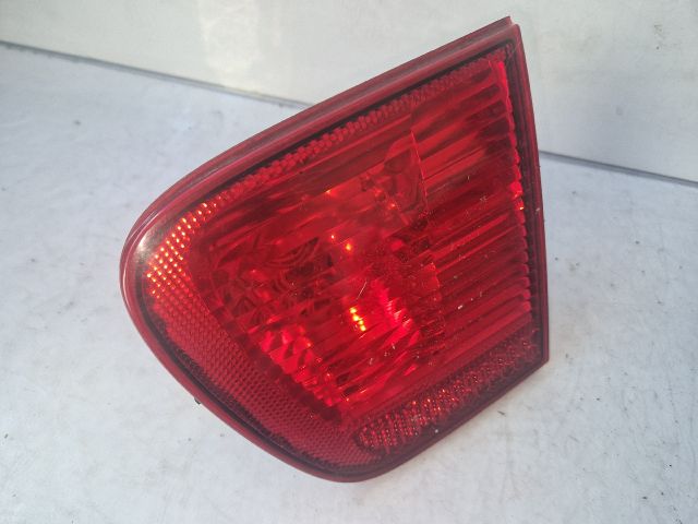 bontott SEAT IBIZA II Jobb Belső Hátsó Lámpa