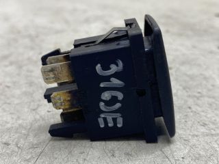 bontott SEAT IBIZA II Jobb első Ablakemelő Kapcsoló