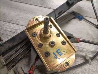 bontott SEAT IBIZA II Jobb első Ablakemelő Szerkezet (Mechanikus)