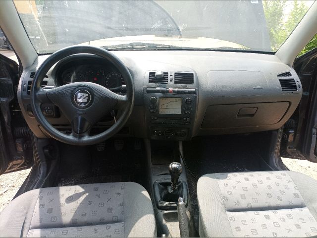 bontott SEAT IBIZA II Jobb első Ülés