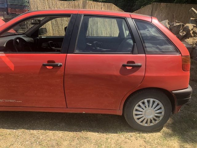 bontott SEAT IBIZA II Jobb első Zárbetét