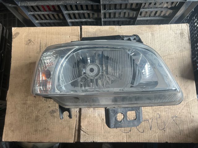 bontott SEAT IBIZA II Jobb Fényszóró