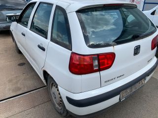 bontott SEAT IBIZA II Kalaptartó