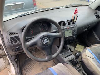 bontott SEAT IBIZA II Kalaptartó