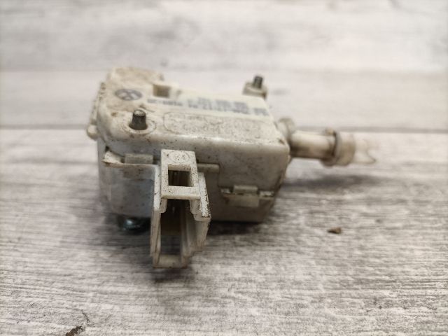 bontott SEAT IBIZA II Központizár Motor Csomagtérajtó