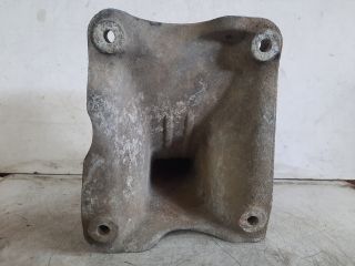 bontott SEAT IBIZA II Motor Tartó Bak (Fém)