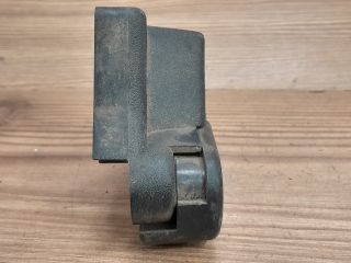 bontott SEAT IBIZA II Motorháztető Nyitó Kar / Gomb