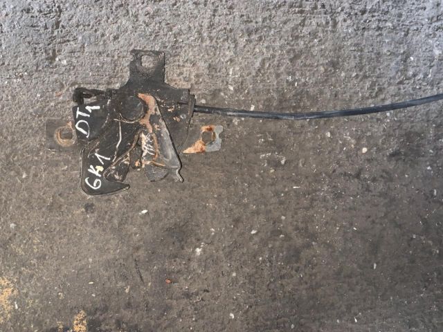 bontott SEAT IBIZA II Motorháztető Zárszerkezet