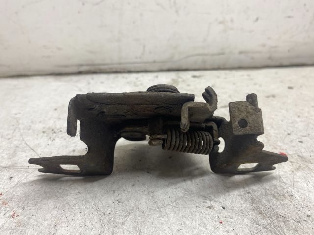 bontott SEAT IBIZA II Motorháztető Zárszerkezet