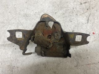 bontott SEAT IBIZA II Motorháztető Zárszerkezet