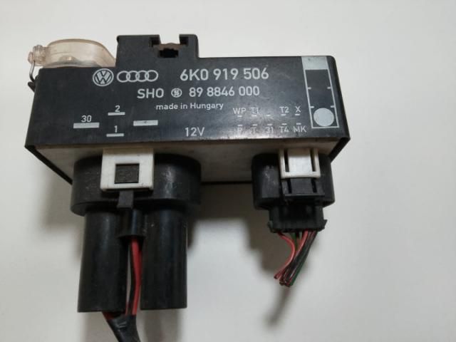 bontott SEAT IBIZA II Relé