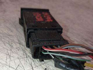 bontott SEAT IBIZA II Vészvillogó Kapcsoló