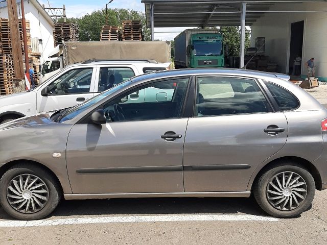 bontott SEAT IBIZA III Bal hátsó Rugó