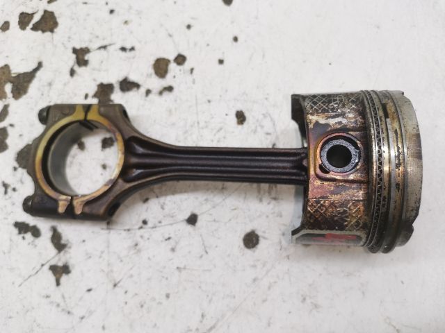 bontott SEAT IBIZA III Dugattyú és Hajtókar