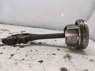 bontott SEAT IBIZA III Dugattyú és Hajtókar