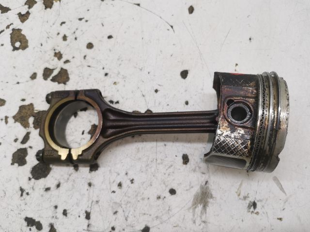 bontott SEAT IBIZA III Dugattyú és Hajtókar