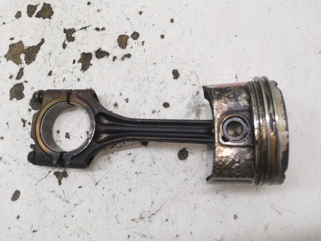 bontott SEAT IBIZA III Dugattyú és Hajtókar