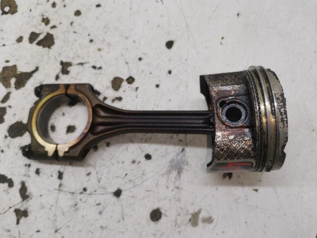 bontott SEAT IBIZA III Dugattyú és Hajtókar