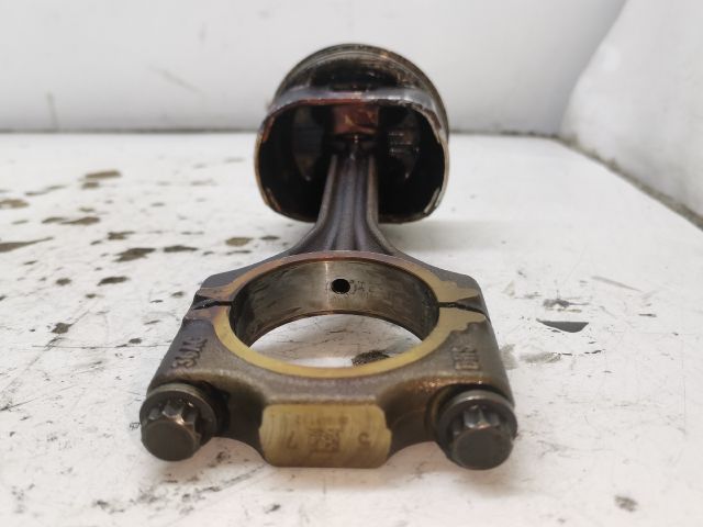 bontott SEAT IBIZA III Dugattyú és Hajtókar