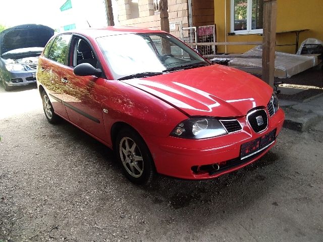 bontott SEAT IBIZA III Felső Motorburkolat