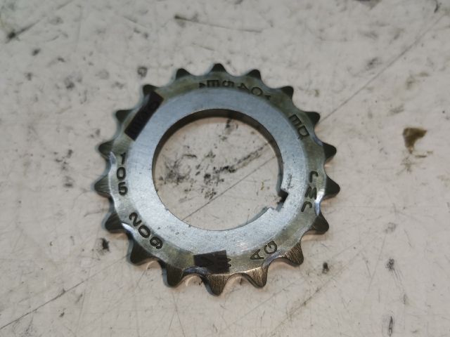 bontott SEAT IBIZA III Főtengely Bordáskerék / Lánckerék