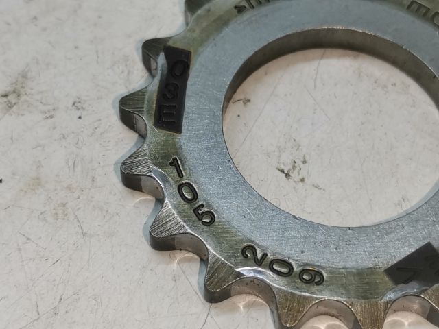 bontott SEAT IBIZA III Főtengely Bordáskerék / Lánckerék