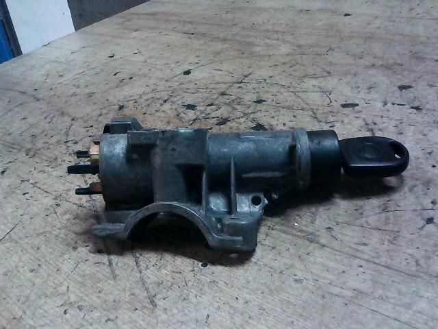 bontott SEAT IBIZA III Gyújtáskapcsoló