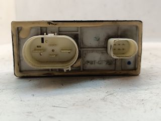 bontott SEAT IBIZA III Hűtőventilátor Relé