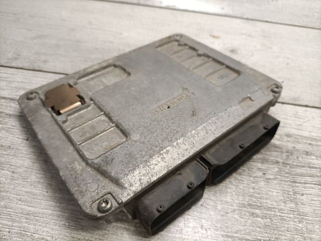 bontott SEAT IBIZA III Motorvezérlő