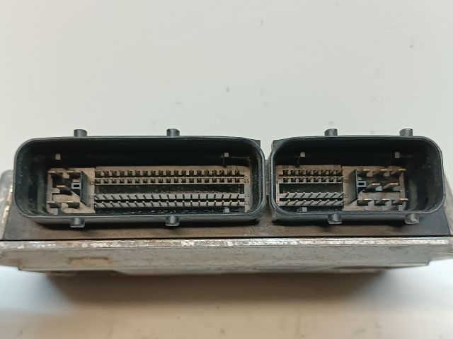 bontott SEAT IBIZA III Motorvezérlő