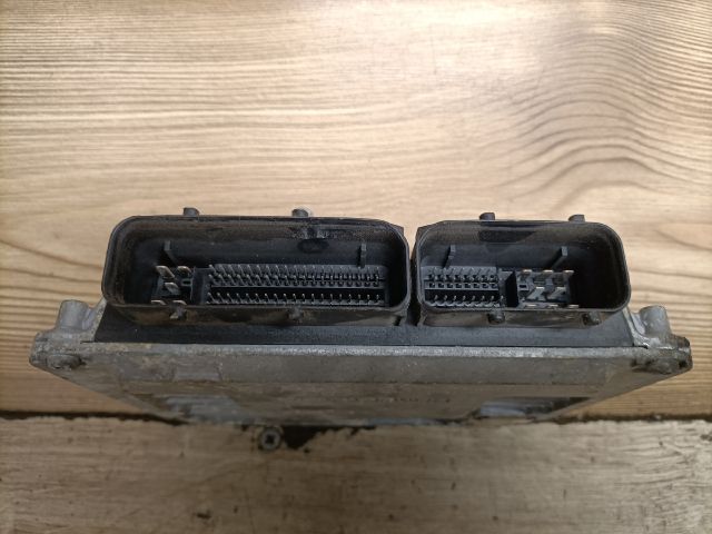 bontott SEAT IBIZA III Motorvezérlő