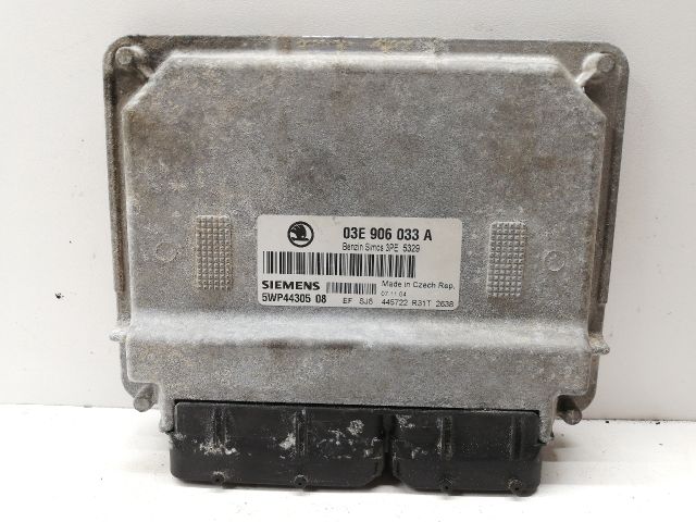 bontott SEAT IBIZA III Motorvezérlő