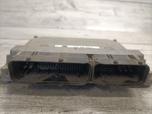 bontott SEAT IBIZA III Motorvezérlő