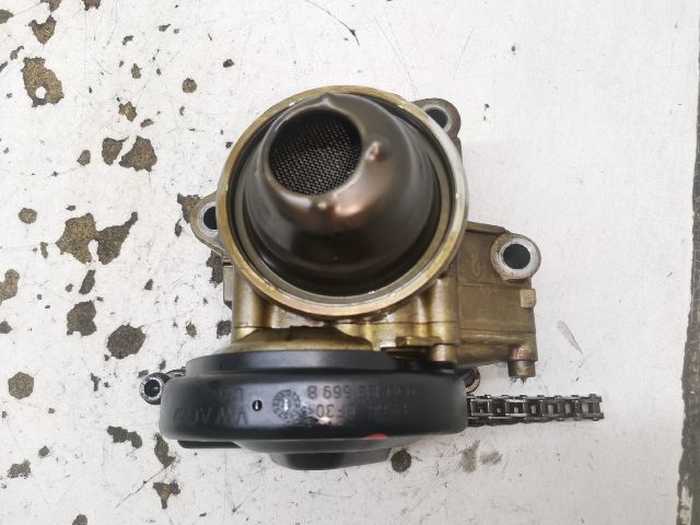 bontott SEAT IBIZA III Olajszivattyú