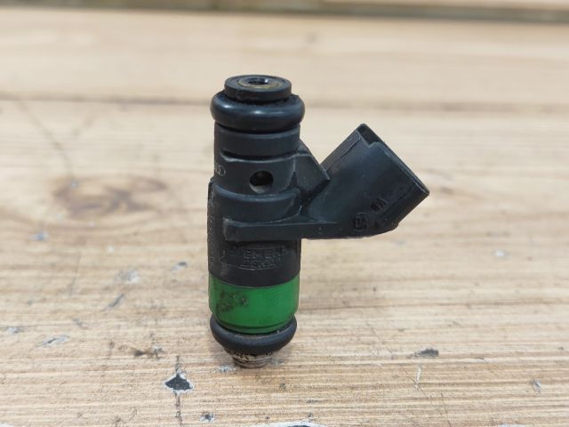 bontott SEAT IBIZA III Porlasztó (1 db)