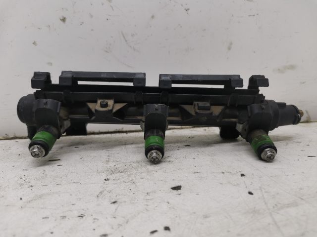 bontott SEAT IBIZA III Porlasztó Sor / Híd