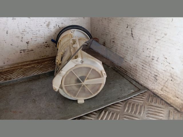 bontott SEAT IBIZA III Üzemanyag Szivattyú