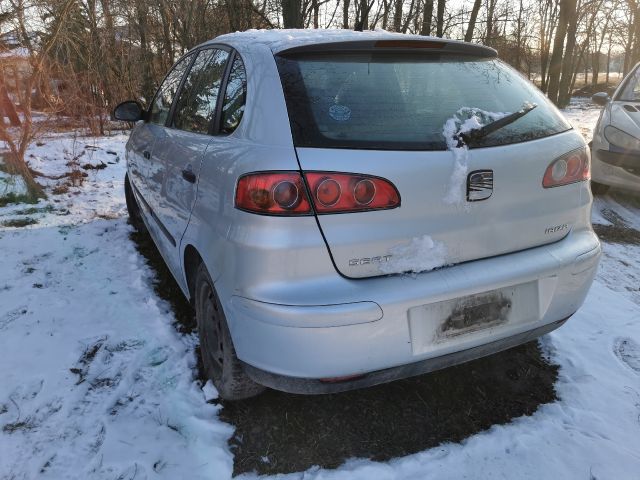 bontott SEAT IBIZA III Bal első Féknyereg Munkahengerrel