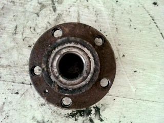 bontott SEAT IBIZA III Bal hátsó Kerékagy