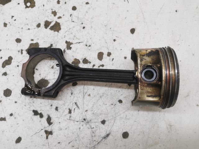 bontott SEAT IBIZA III Dugattyú és Hajtókar