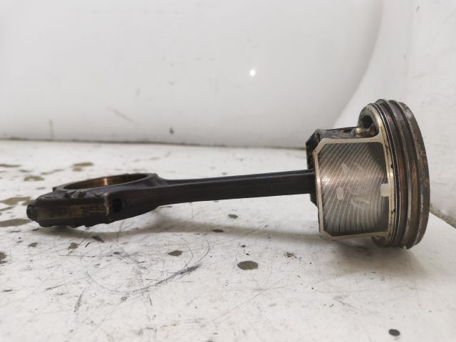 bontott SEAT IBIZA III Dugattyú és Hajtókar