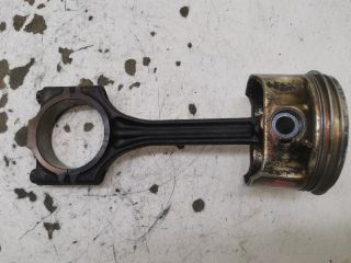 bontott SEAT IBIZA III Dugattyú és Hajtókar