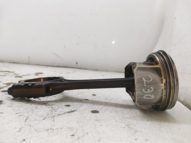 bontott SEAT IBIZA III Dugattyú és Hajtókar