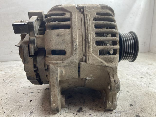 bontott SEAT IBIZA III Generátor