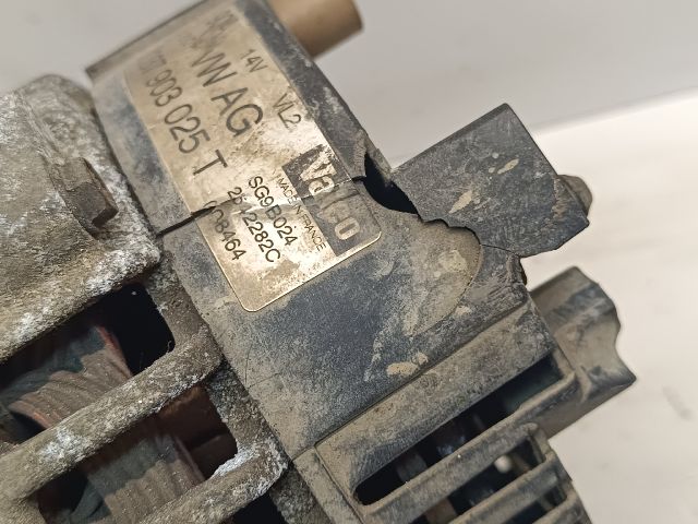 bontott SEAT IBIZA III Generátor