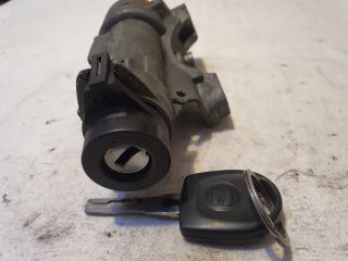 bontott SEAT IBIZA III Gyújtáskapcsoló Házzal