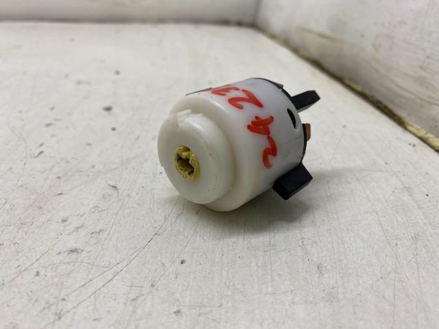 bontott SEAT IBIZA III Gyújtáskapcsoló