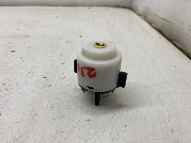 bontott SEAT IBIZA III Gyújtáskapcsoló